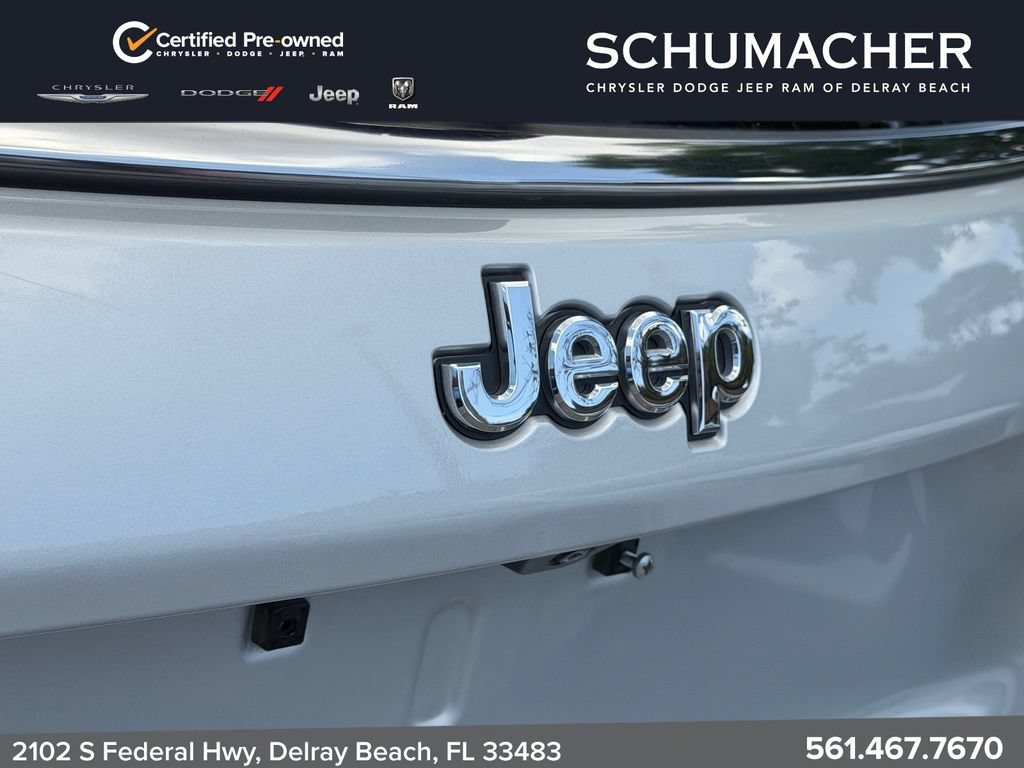 Used 2024 Jeep Compass Latitude AWD/4WD image 16