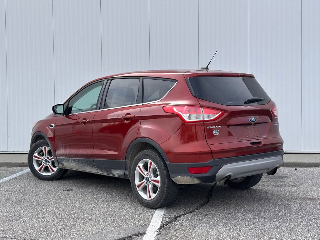 Used 2015 Ford Escape SE image 3