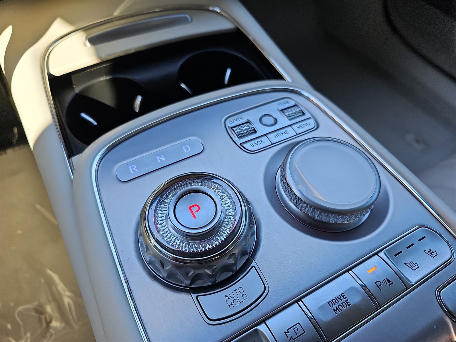 Certified 2023 Genesis G90 3.5T image 21