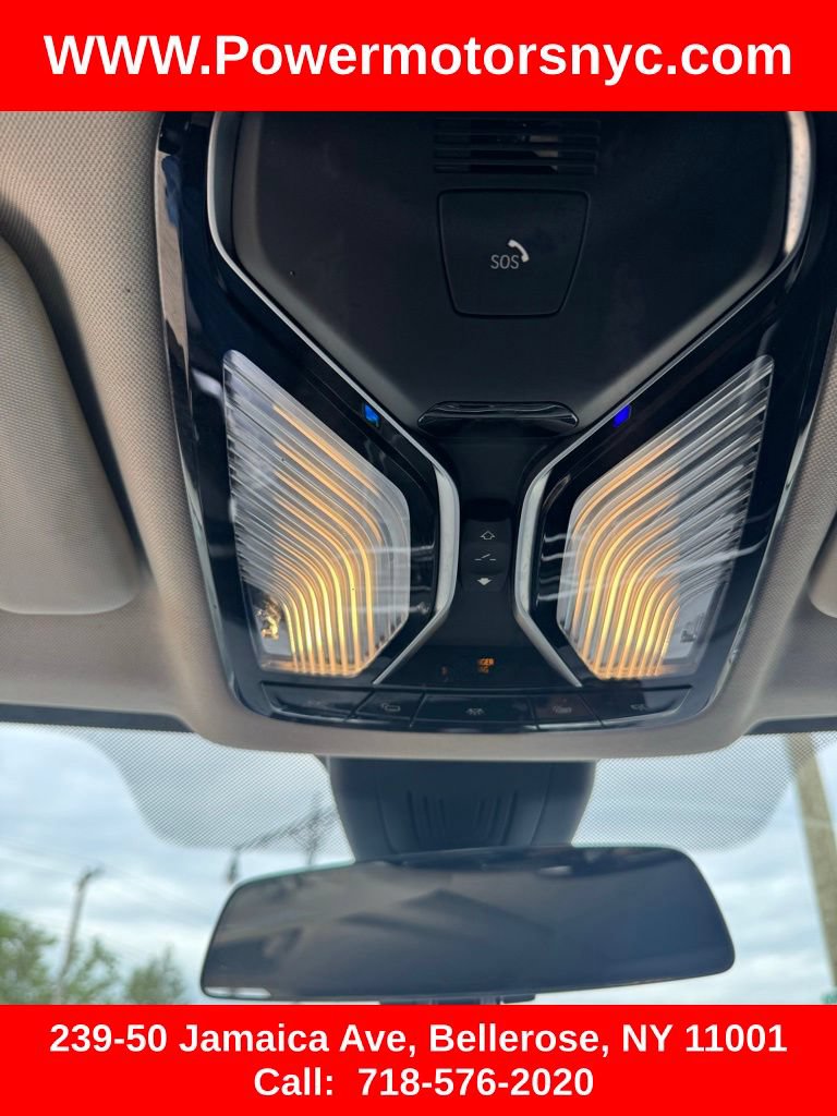 Used 2022 BMW X7 xDrive40i w/ Premium Package AWD/4WD image 34