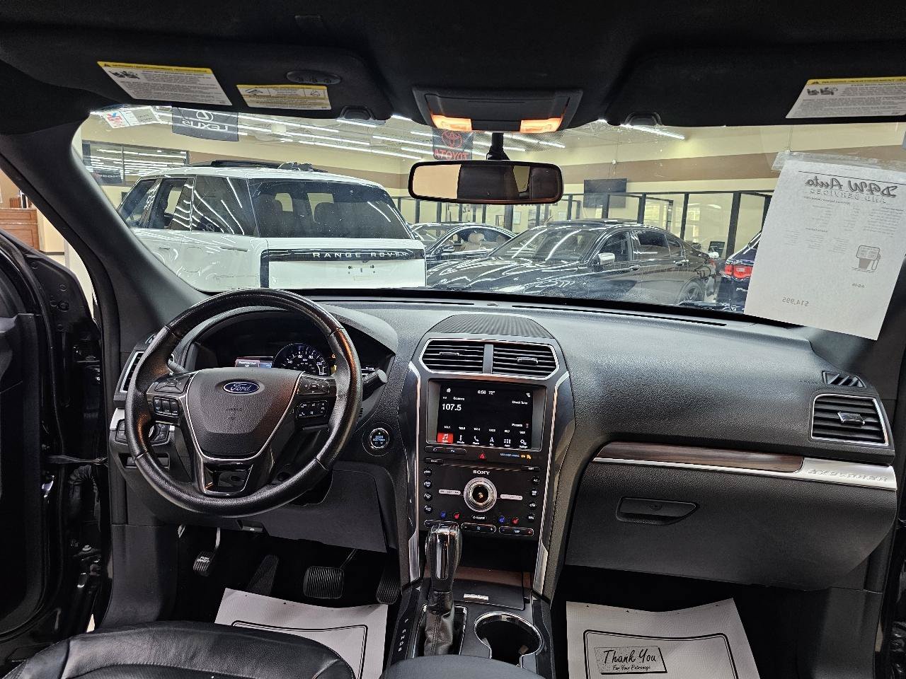 Used 2019 Ford Explorer Limited w/ Class III Trailer Tow Package FWD image 29