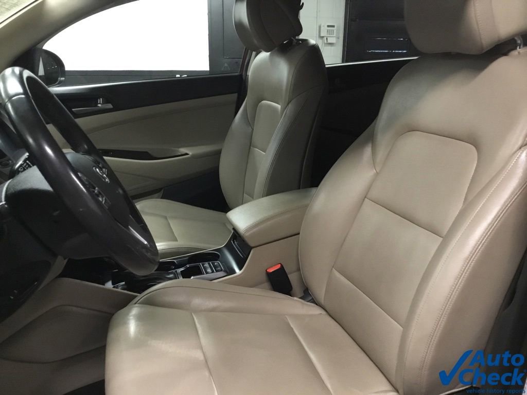 Used 2016 Hyundai Tucson Limited w/ Option Group 03 image 24