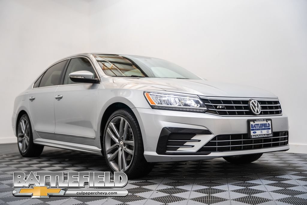 Used 2016 Volkswagen Passat 1.8T R-Line w/ R-Line Lighting Package