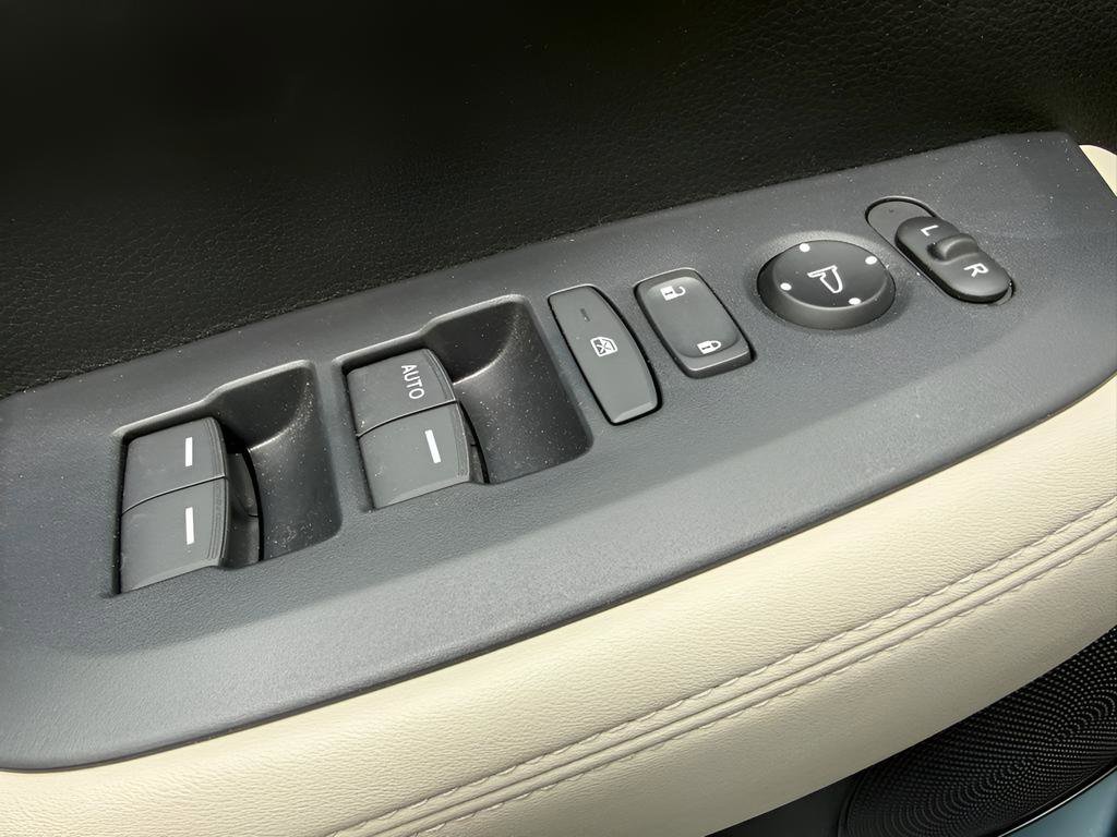 Certified 2024 Honda HR-V LX image 24