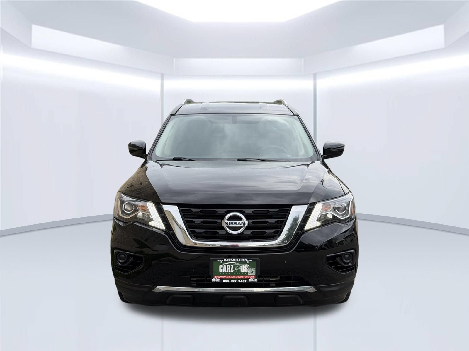 Used 2019 Nissan Pathfinder S AWD/4WD image 2