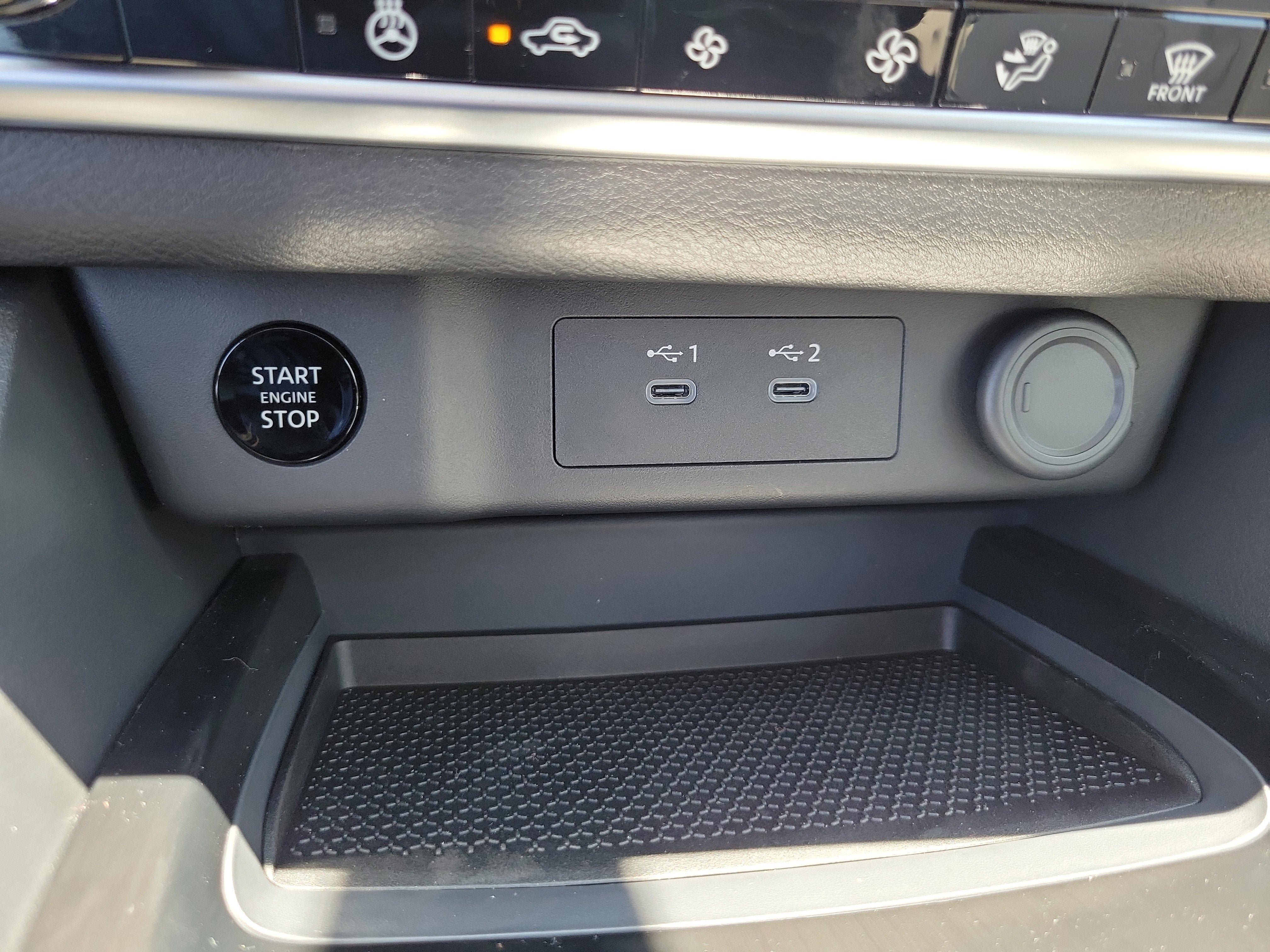 New 2026 Nissan Rogue SV FWD image 17