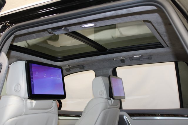 New 2026 Cadillac Escalade Platinum Luxury image 9