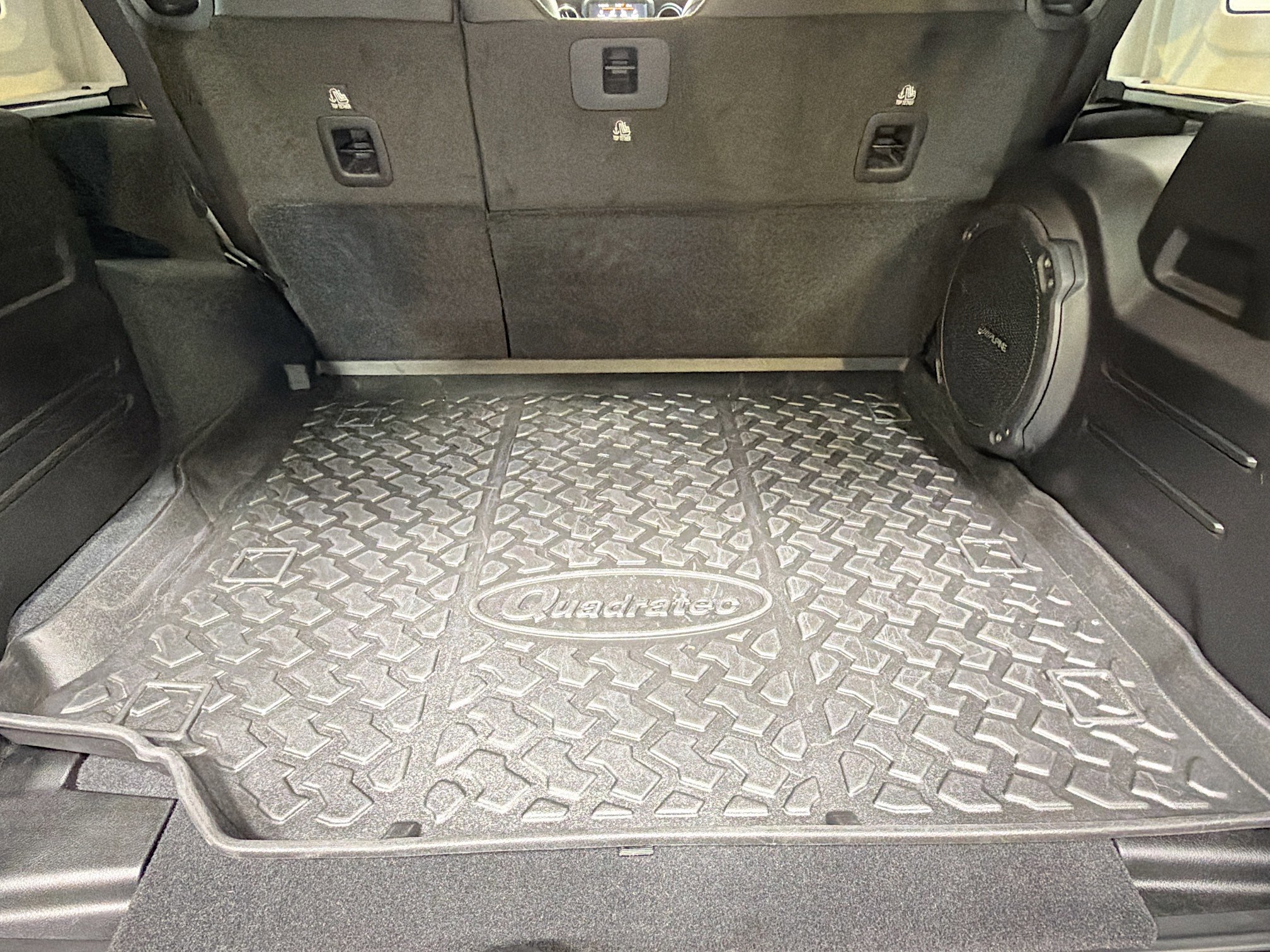 Used 2022 Jeep Wrangler Unlimited Rubicon w/ Trailer Tow Package image 13