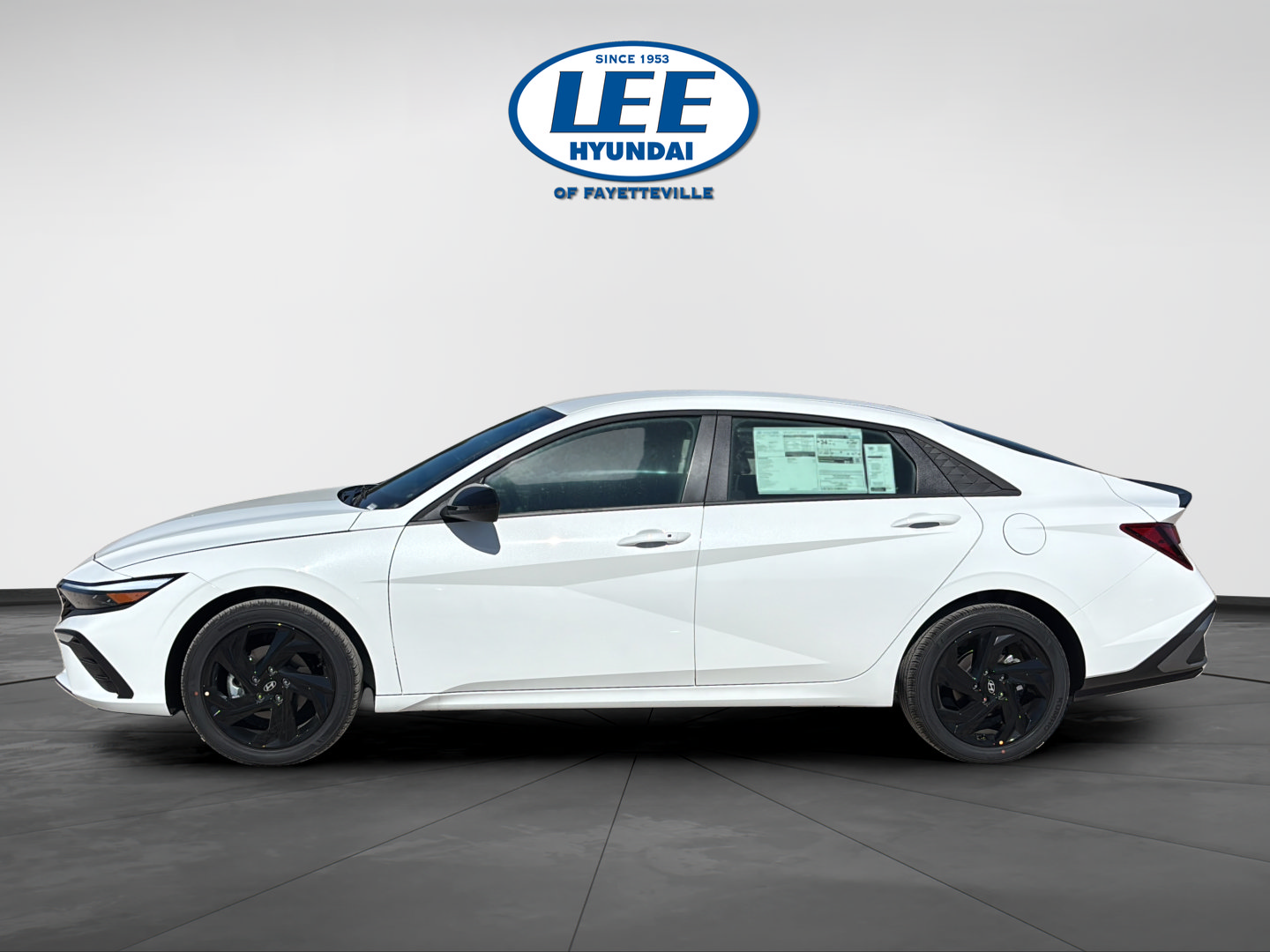 Certified 2026 Hyundai Elantra Sport FWD image 3