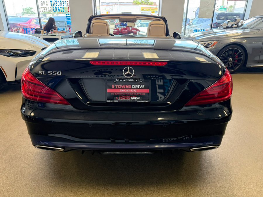 Used 2017 Mercedes-Benz SL 550 image 11