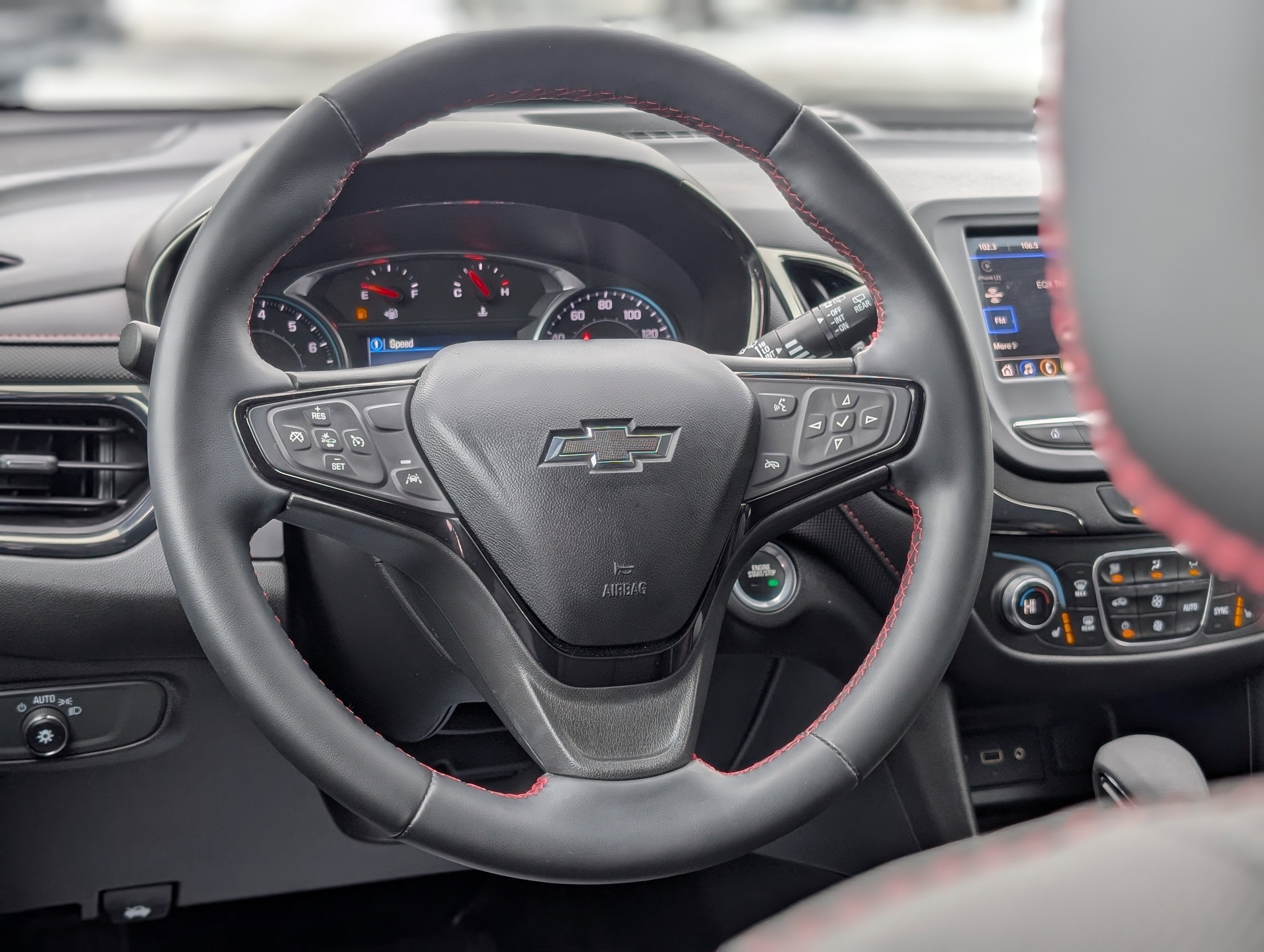 Used 2023 Chevrolet Equinox RS image 16