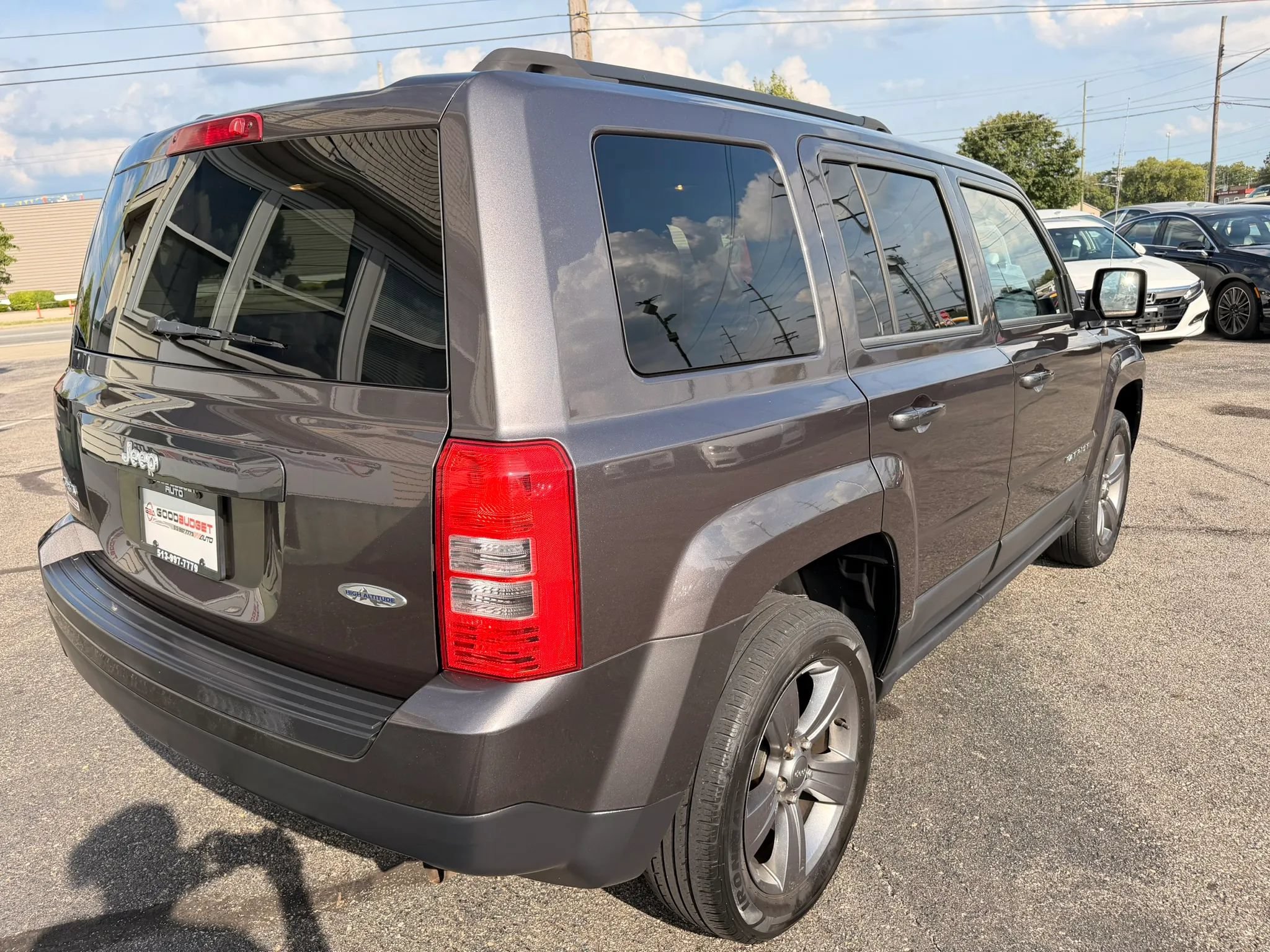 Used 2015 Jeep Patriot High Altitude AWD/4WD image 5