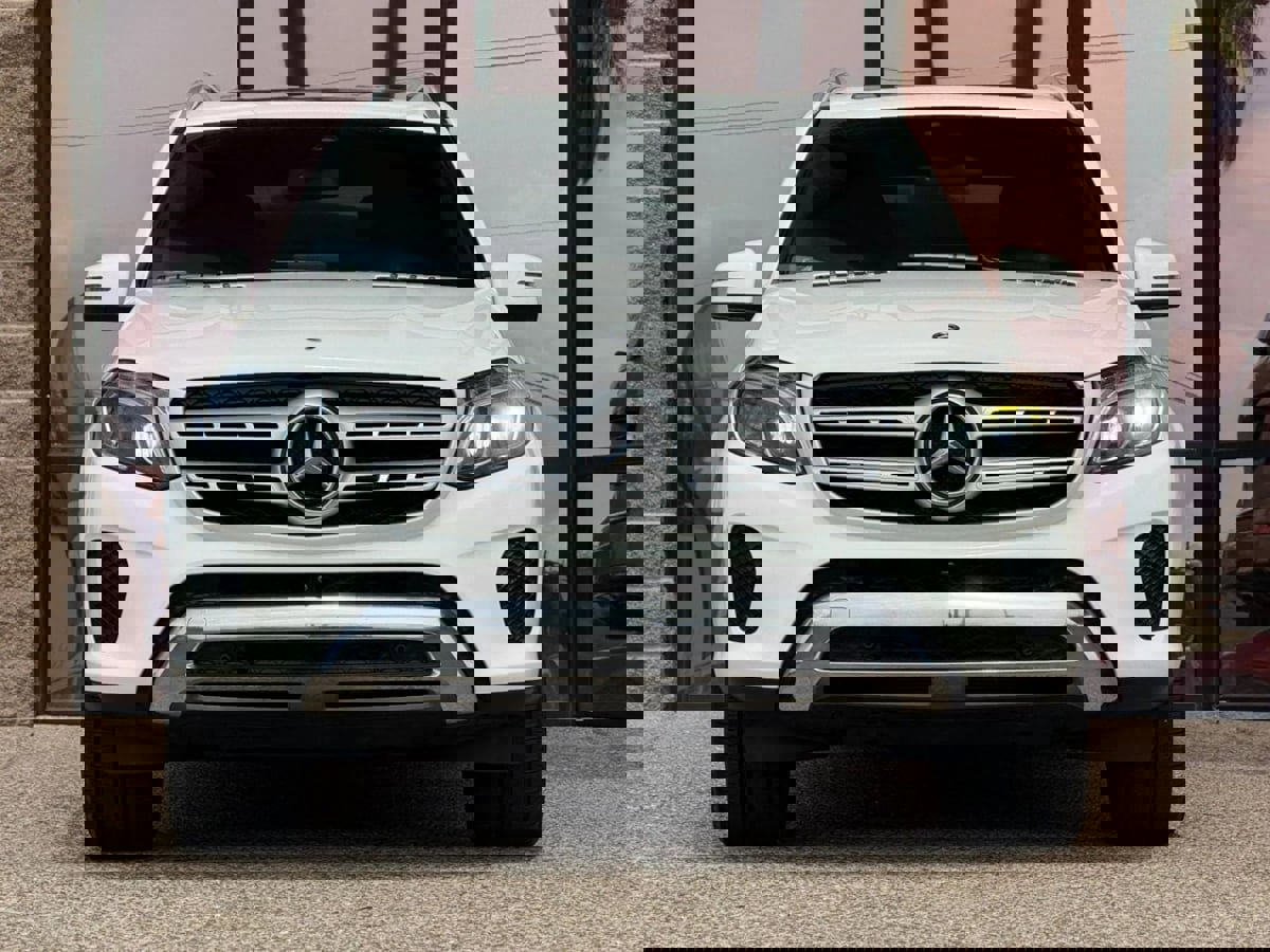 Used 2019 Mercedes-Benz GLS 450 4MATIC image 25