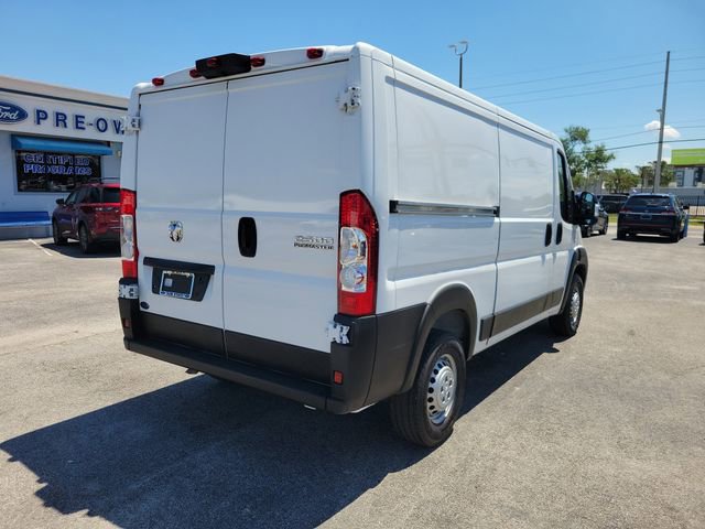 Used 2025 RAM ProMaster 2500 w/ Convenience Group FWD image 5