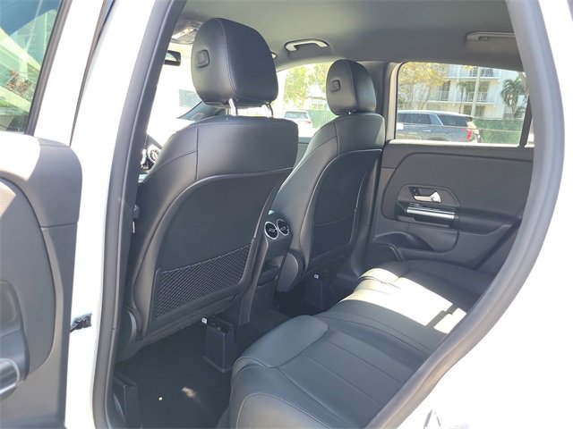 Used 2023 Mercedes-Benz GLA 250 4MATIC image 7