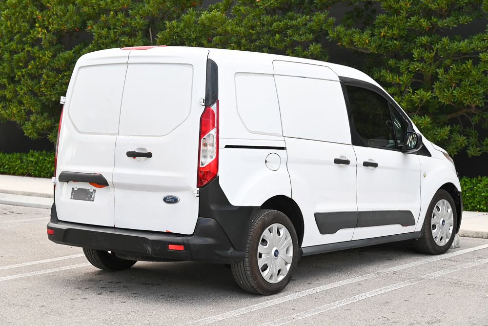 Used 2017 Ford Transit Connect XL image 4