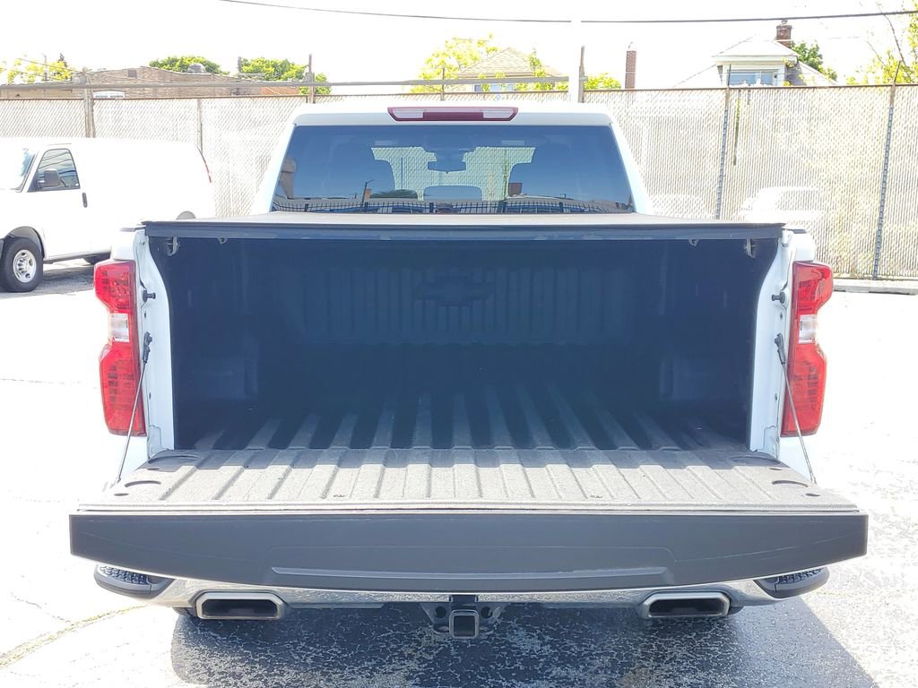 Certified 2024 Chevrolet Silverado 1500 LT AWD/4WD image 9