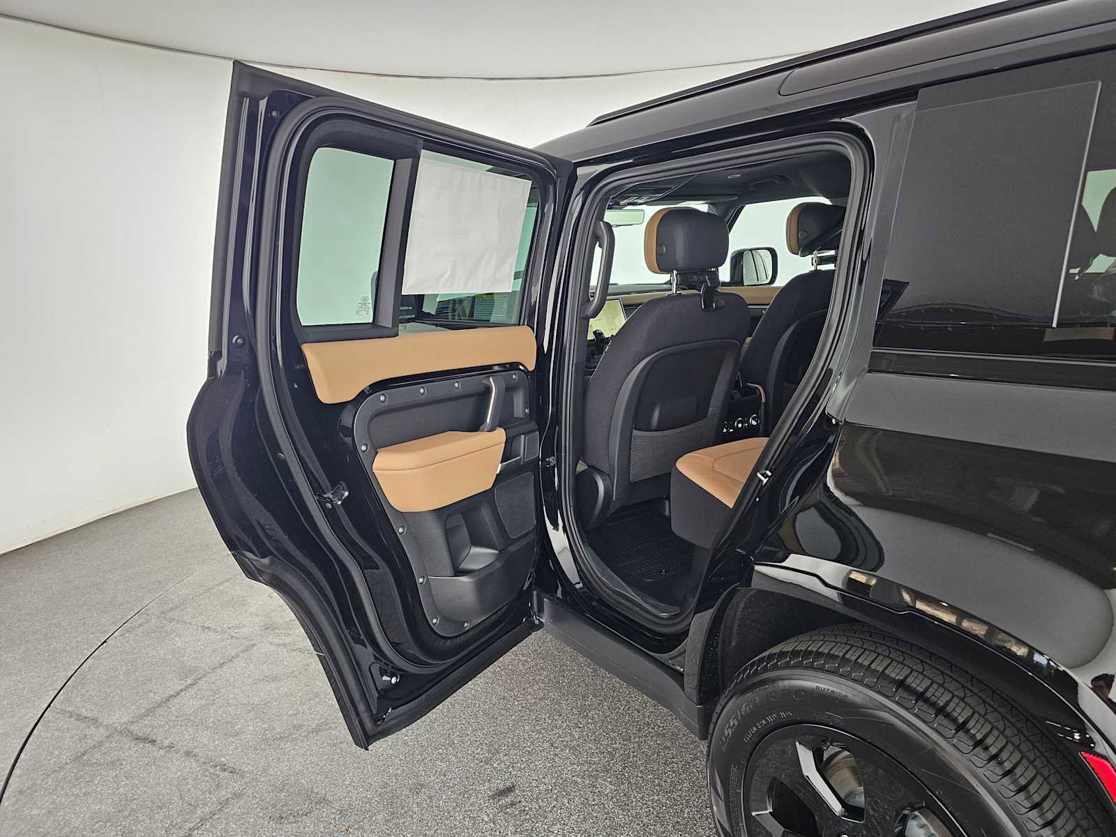 New 2026 Land Rover Defender 110 X image 15