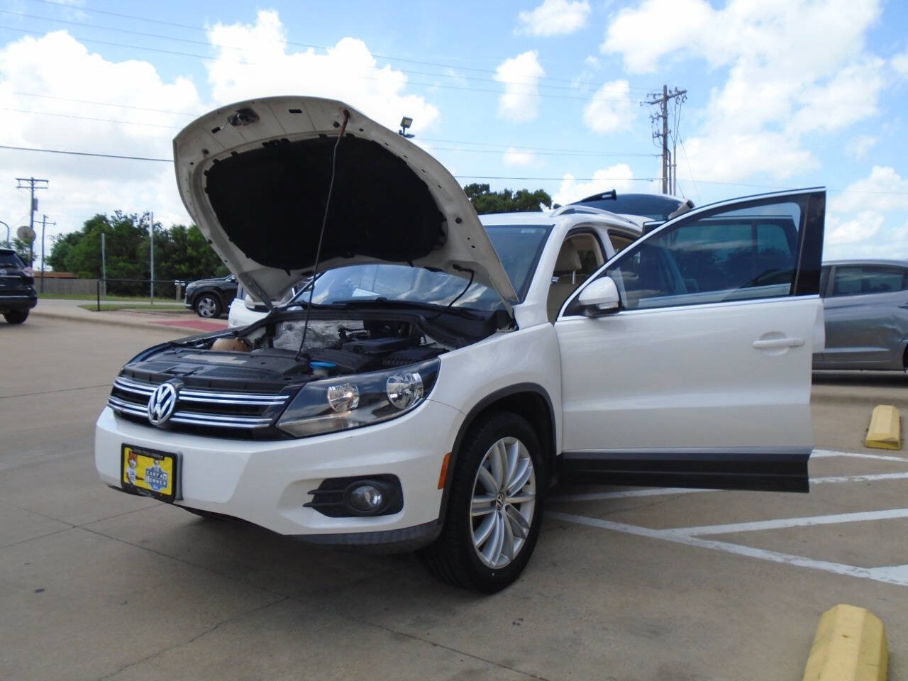 Used 2012 Volkswagen Tiguan SE FWD image 26