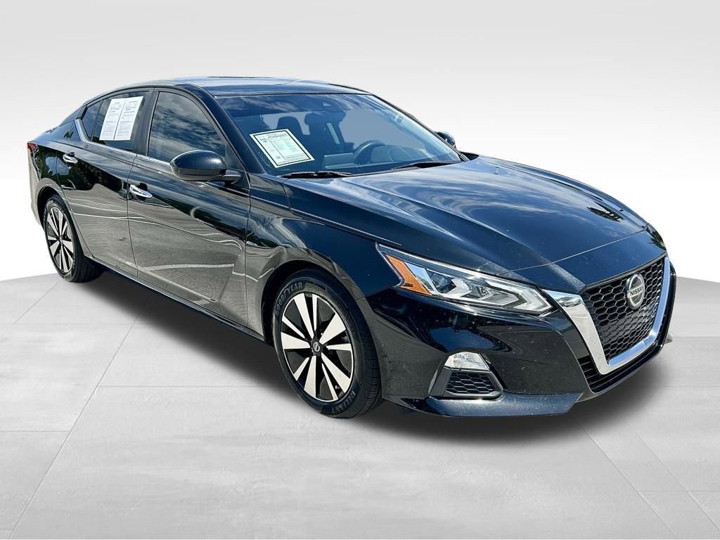 Used 2022 Nissan Altima 2.5 SV FWD image 3