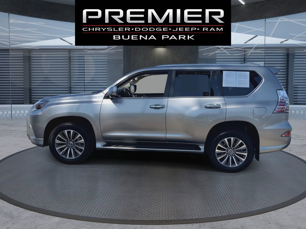 Used 2023 Lexus GX 460 Luxury w/ Off Road Package AWD/4WD image 5