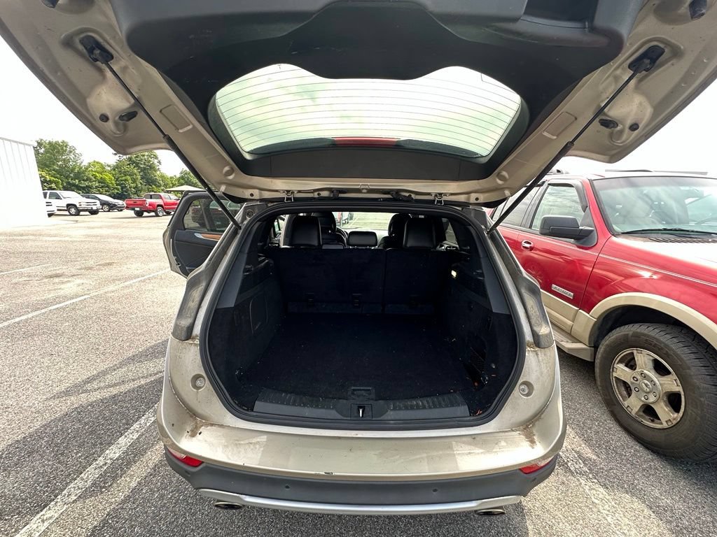 Used 2015 Lincoln MKC FWD w/ Equipment Group 101A Select image 6