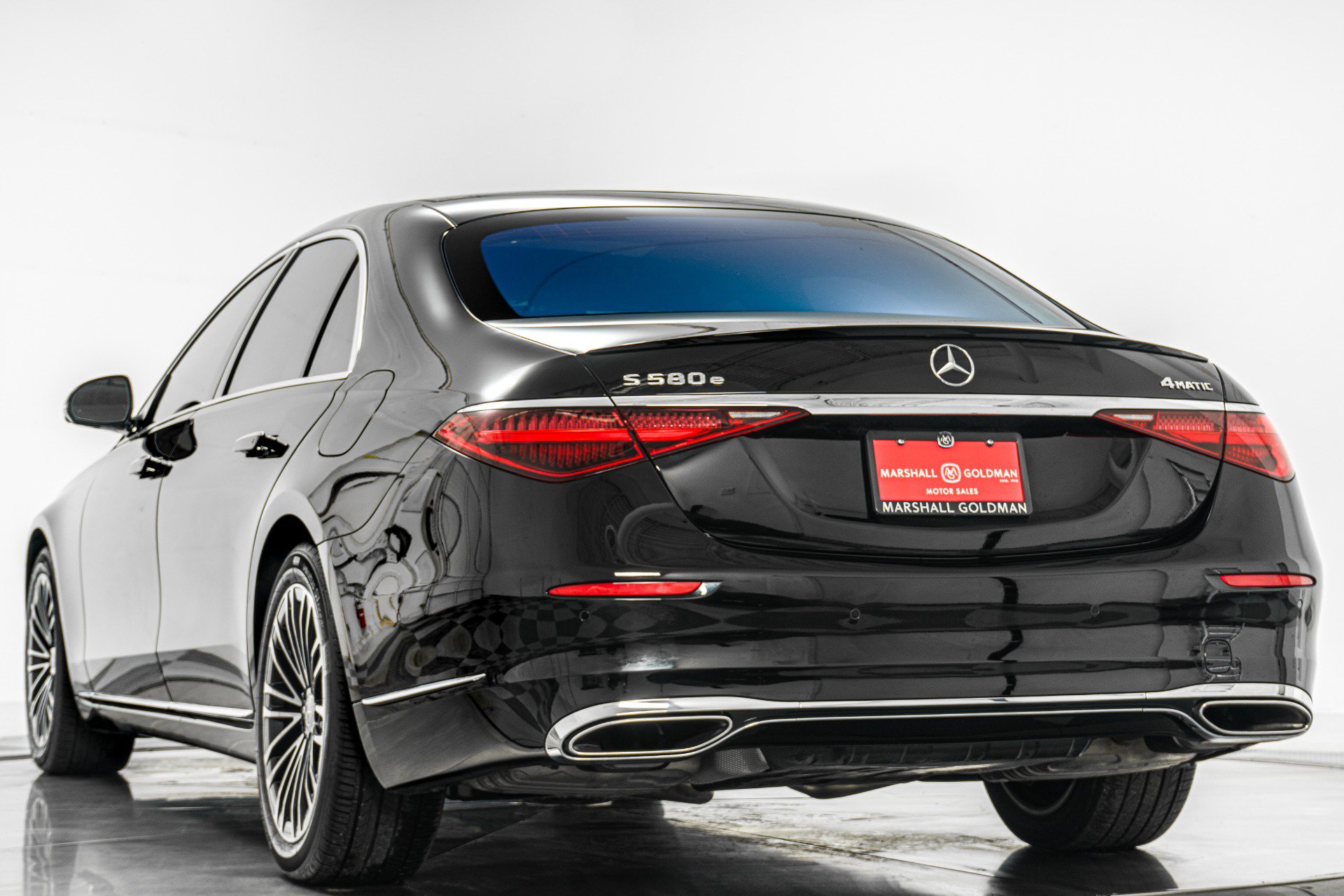 Used 2025 Mercedes-Benz S 580e 4MATIC Sedan image 7