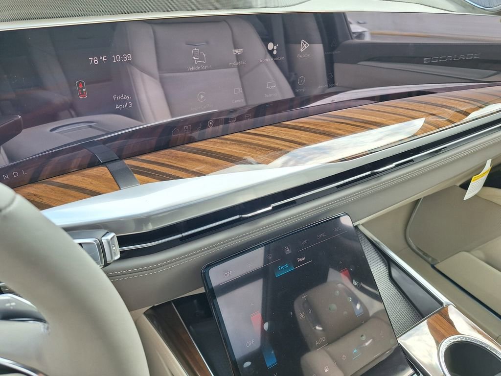 New 2026 Cadillac Escalade Platinum Luxury w/ LPO, Floor Liner Package AWD/4WD image 15