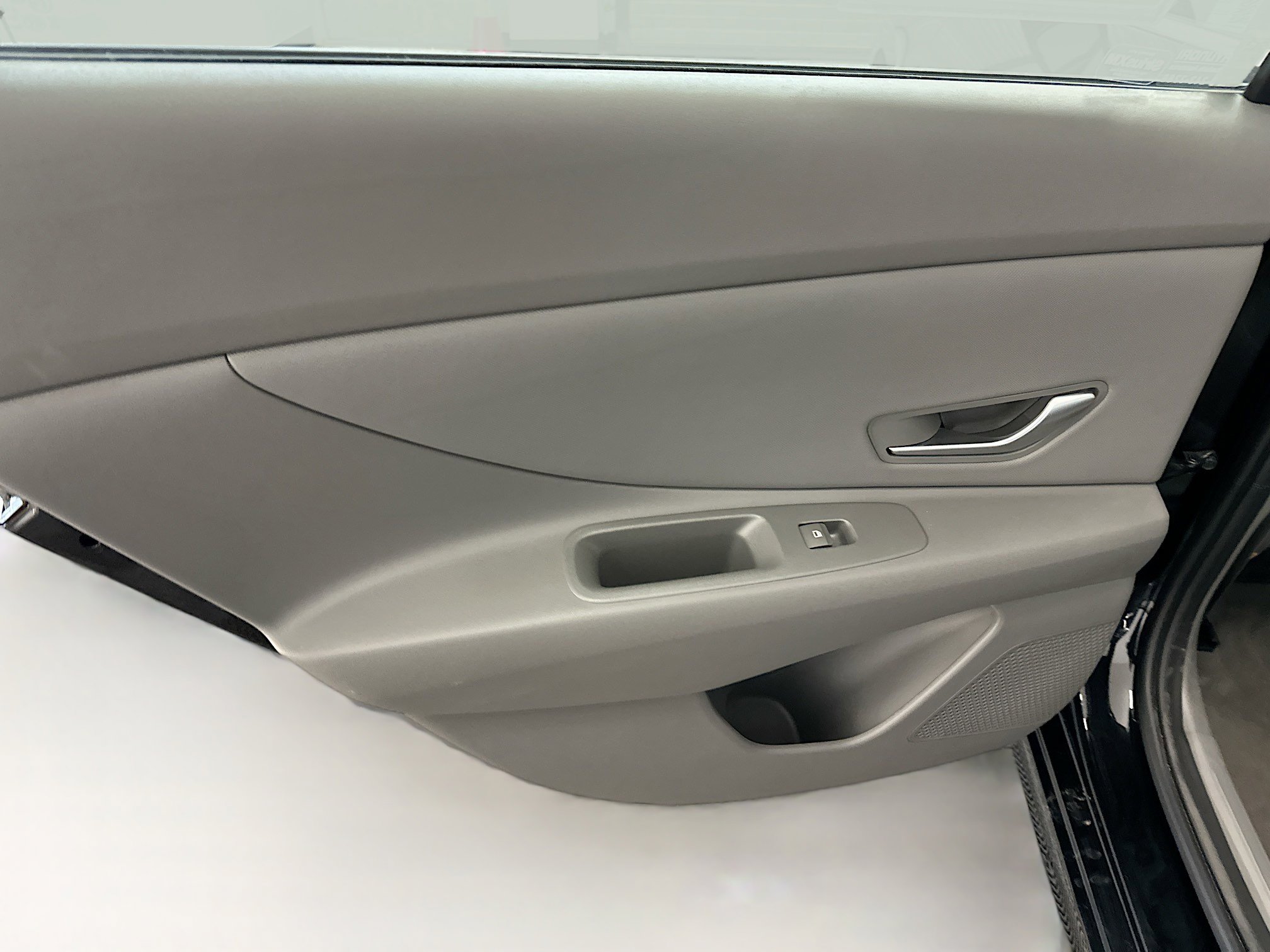 Used 2025 Hyundai Elantra SEL image 28