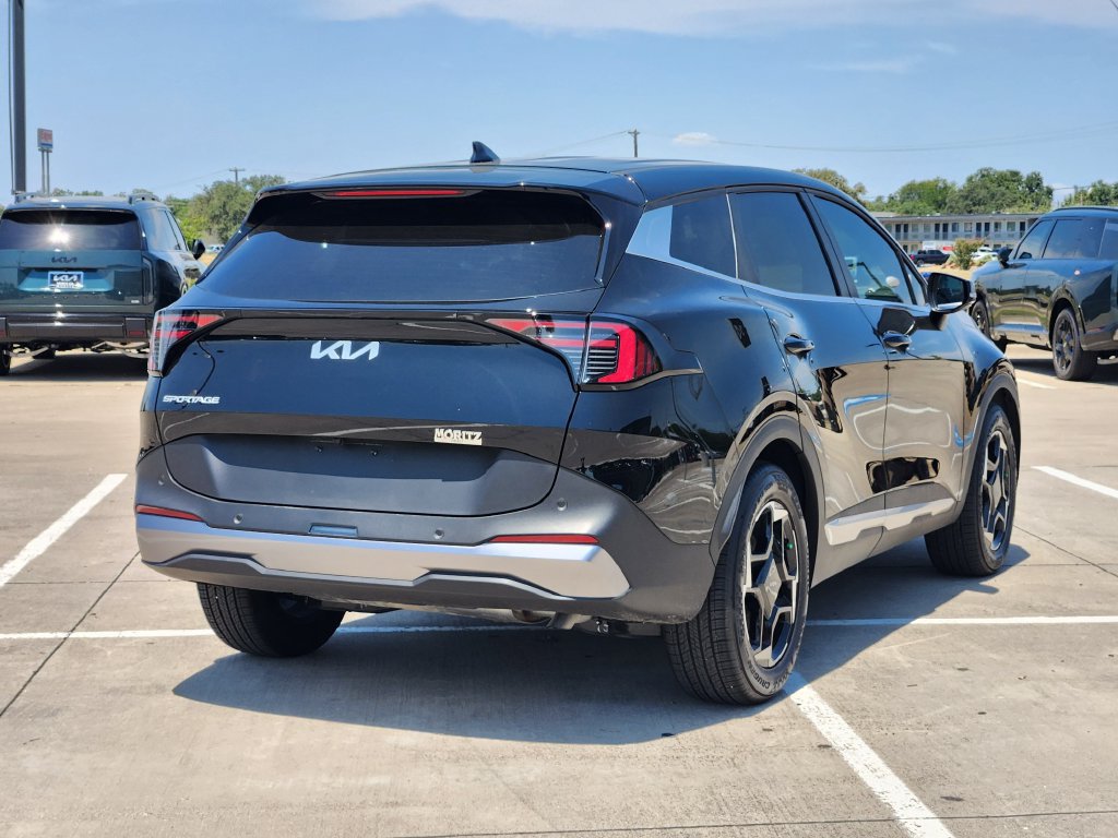 New 2026 Kia Sportage EX FWD image 4