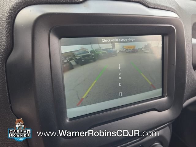 Used 2018 Jeep Renegade Latitude FWD image 21