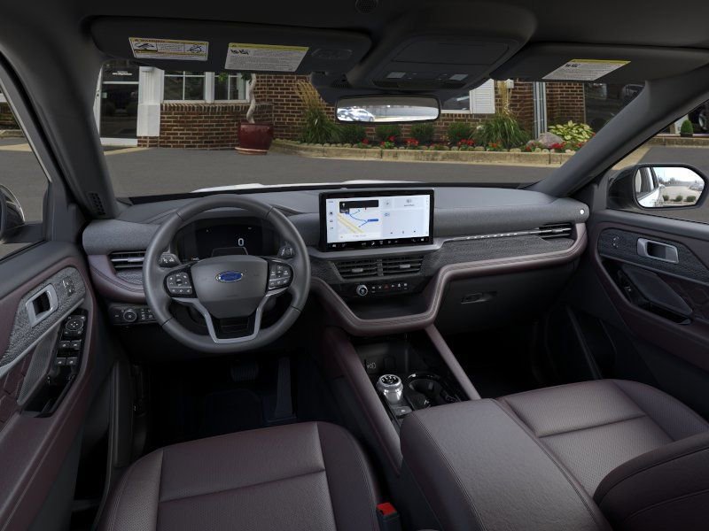 New 2026 Ford Explorer Platinum w/ LUX Leather Package image 9