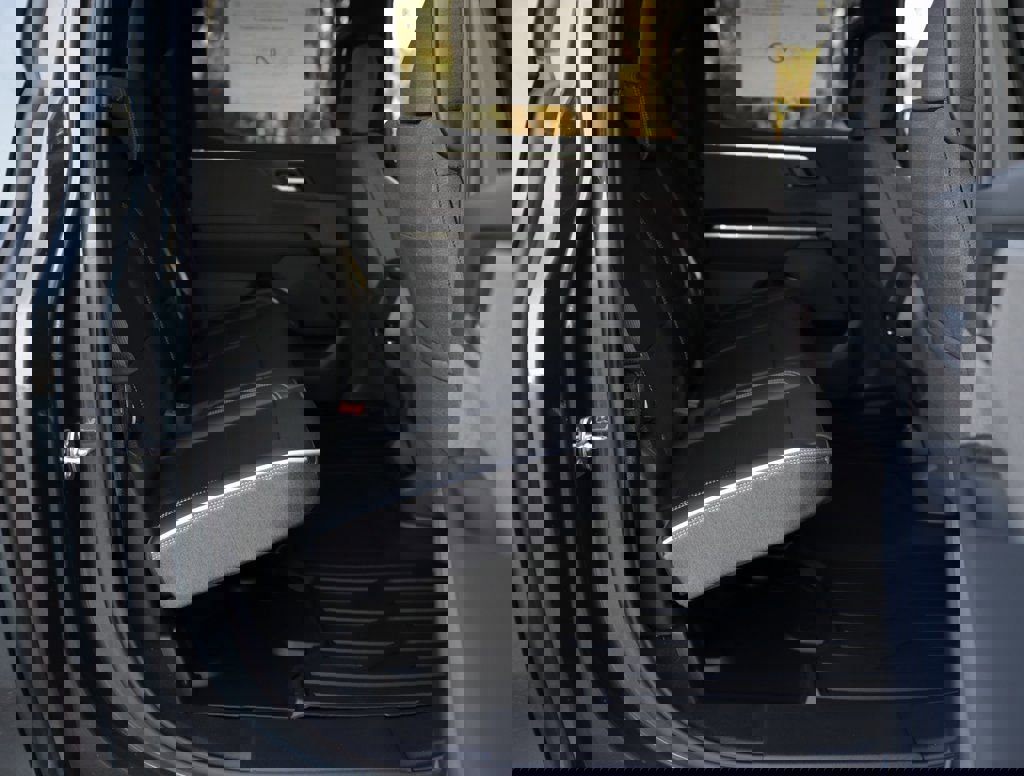 New 2026 GMC Sierra EV Elevation image 33