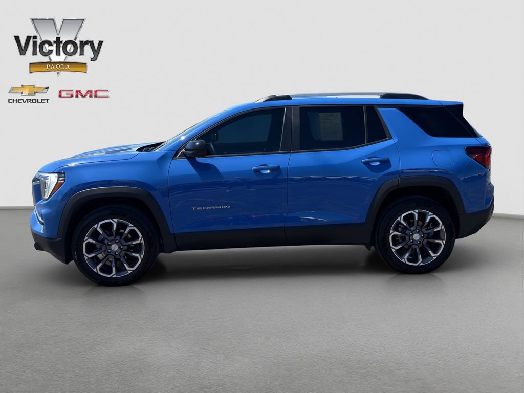 Used 2026 GMC Terrain Elevation w/ Elevation Premium Package AWD/4WD image 3