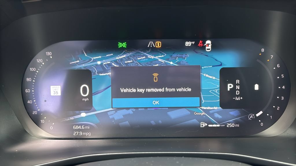 Used 2026 Volvo XC40 B5 Plus AWD/4WD image 16