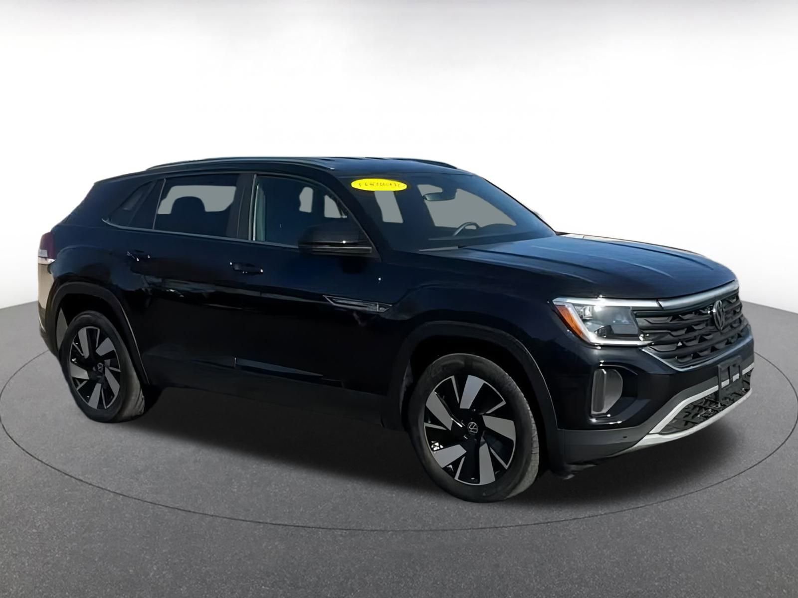 Used 2024 Volkswagen Atlas Cross Sport SE image 8