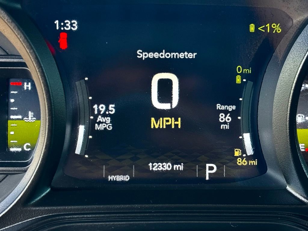 Used 2025 Jeep Wrangler Unlimited Sahara w/ Safety Group image 18