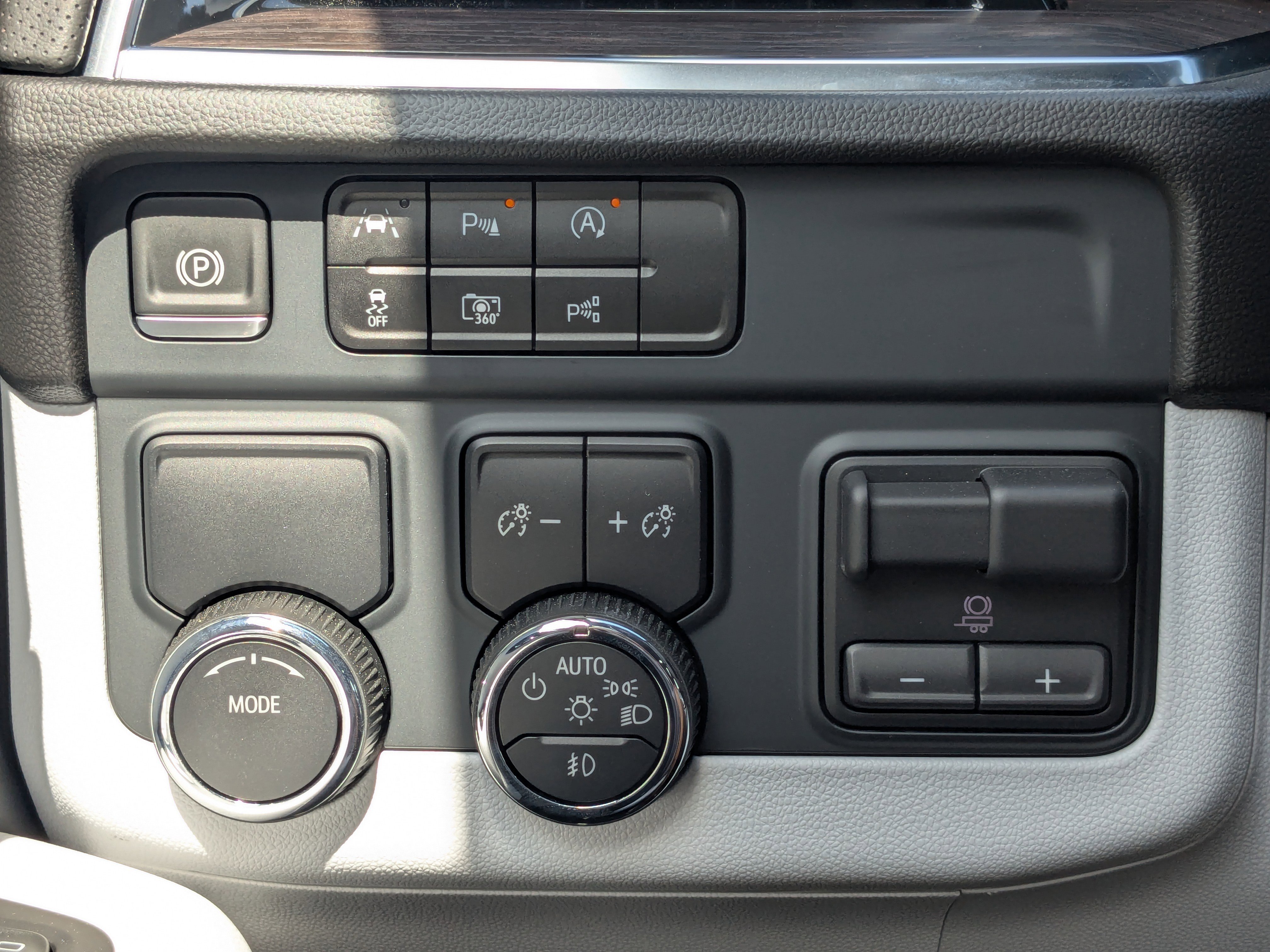 New 2025 Chevrolet Tahoe Premier image 37