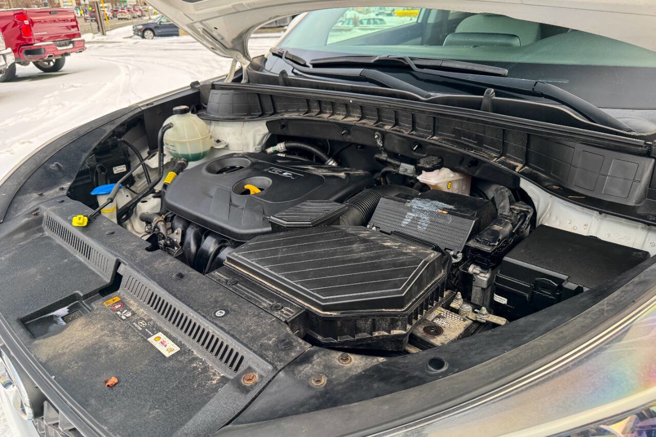 Used 2019 Hyundai Tucson SE w/ Cargo Package image 32