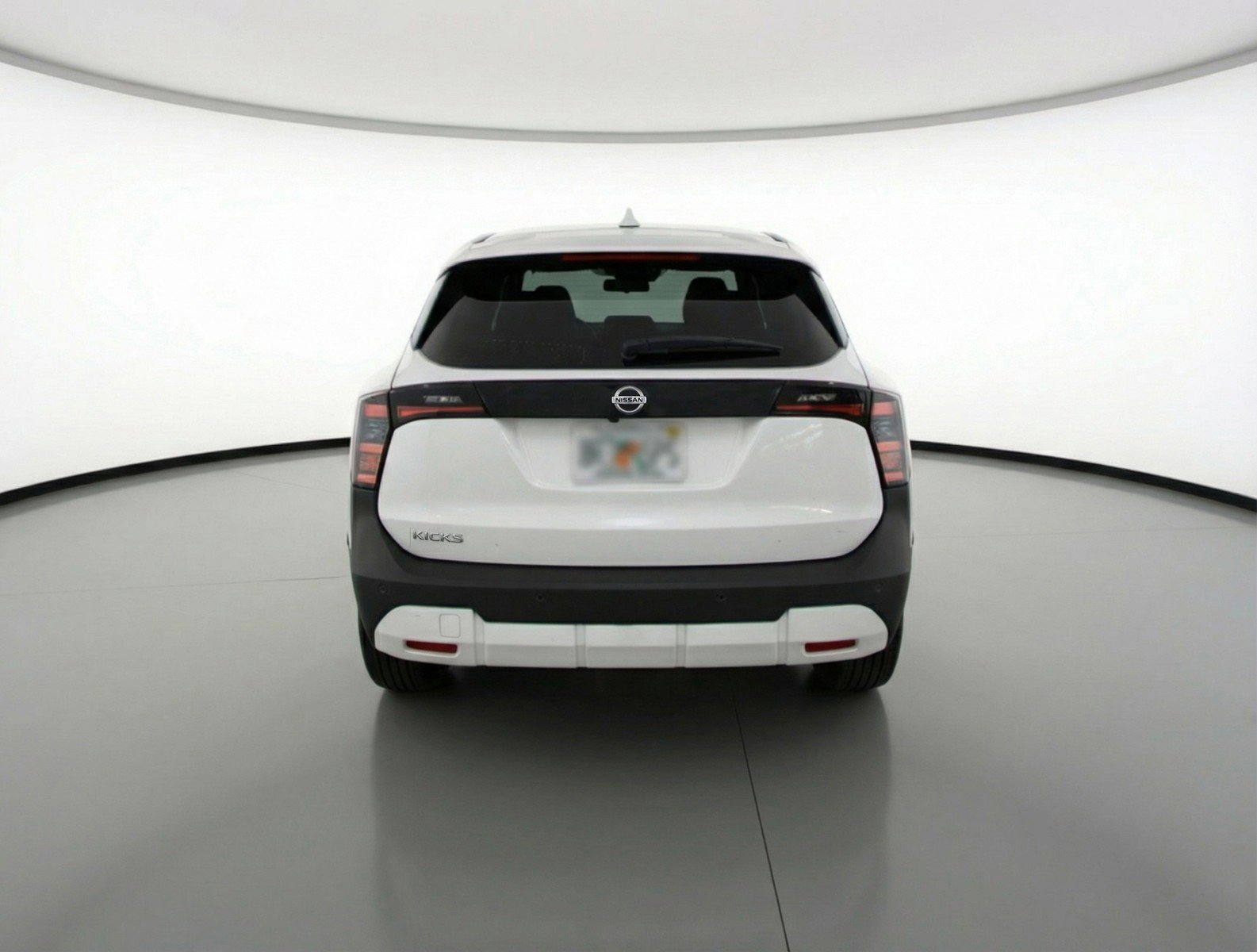 Used 2025 Nissan Kicks SV image 7