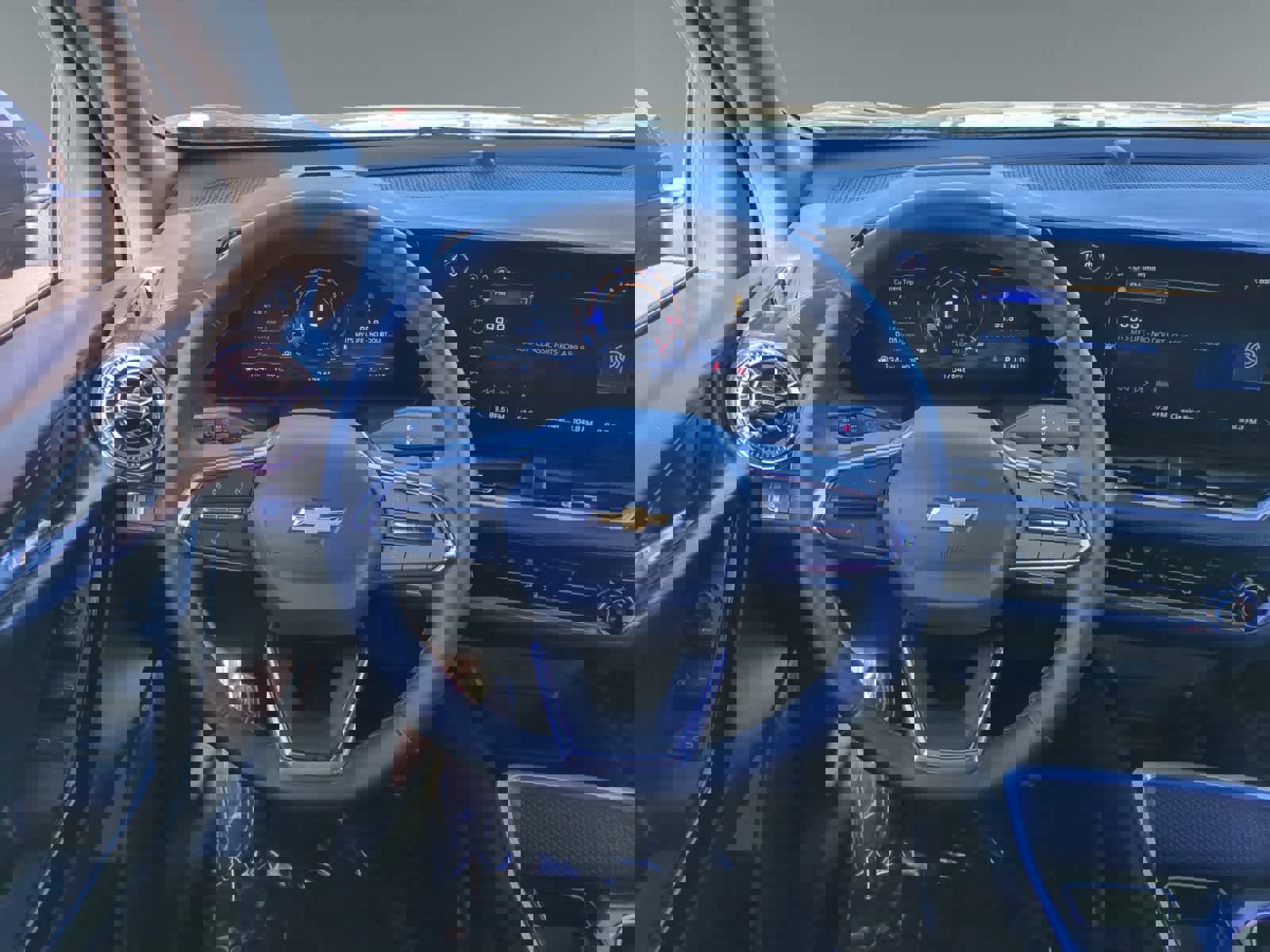 Used 2025 Chevrolet Equinox LT image 12