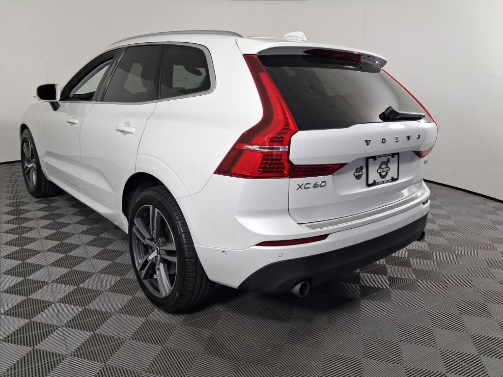 Used 2018 Volvo XC60 T6 Momentum w/ Advanced Package AWD/4WD image 11