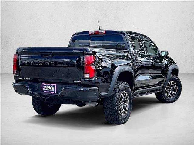 Used 2026 Chevrolet Colorado ZR2 w/ Technology Package AWD/4WD image 2