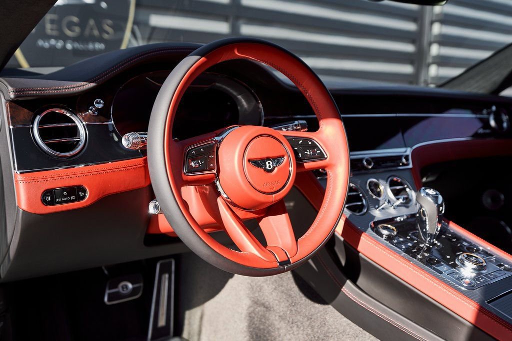 Used 2023 Bentley Continental GT Azure image 35