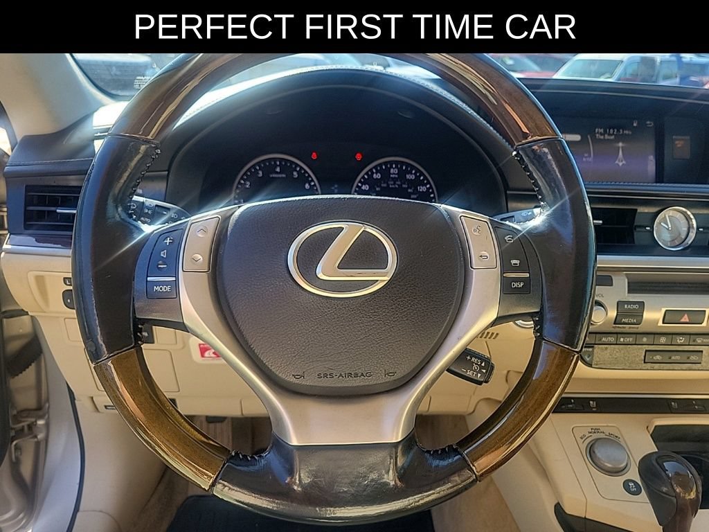 Used 2015 Lexus ES 350 w/ Premium Package FWD image 20