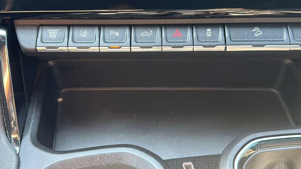 Used 2024 GMC Sierra 2500 AT4 w/ AT4 Premium Plus Package image 25