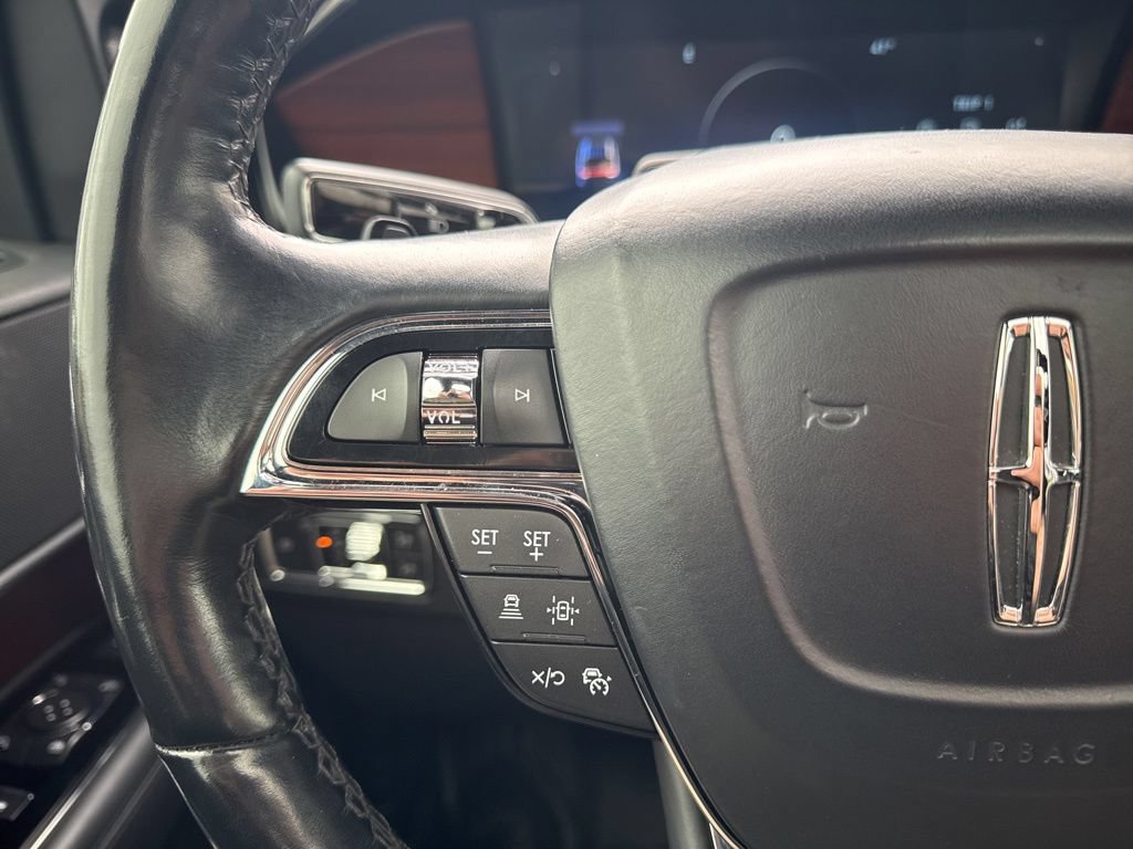 Used 2022 Lincoln Navigator Reserve AWD/4WD image 22