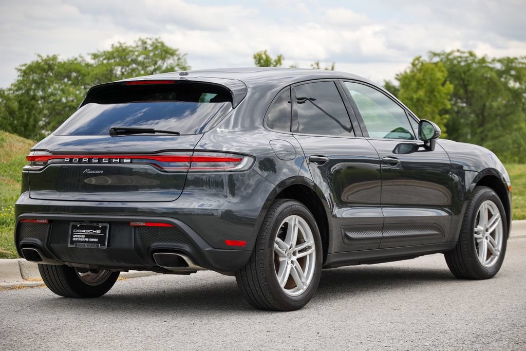 Certified 2023 Porsche Macan Turbo AWD/4WD image 52