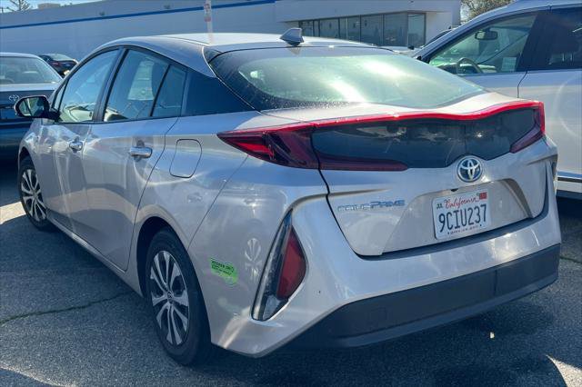 Certified 2022 Toyota Prius Prime LE image 4