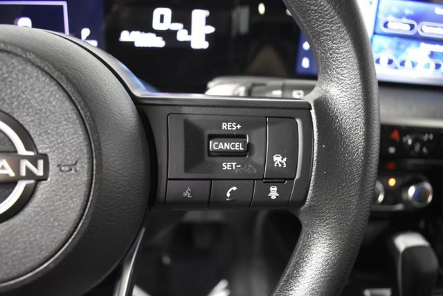 Certified 2025 Nissan Kicks SV AWD/4WD image 15